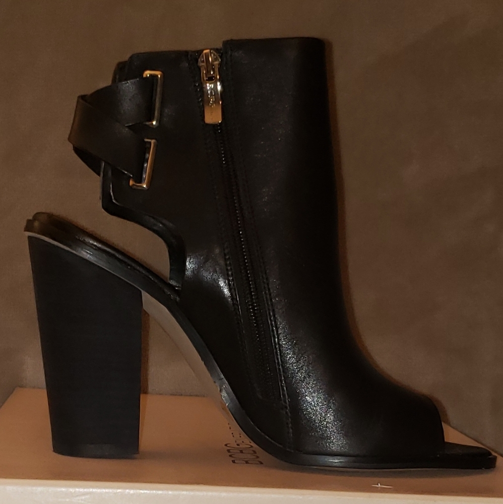 BCBGeneration Black PL-Octavia peep toe booties